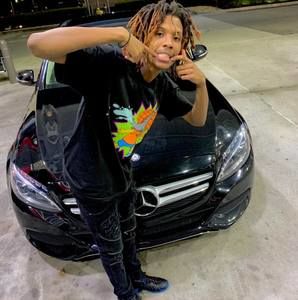 Meet your Posher, Noel